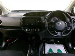 ヴィッツ F LED ED 4WD