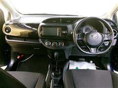 ヴィッツ F セーフティED3 4WD