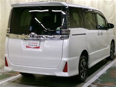 ヴォクシー ZS キラメキ2 4WD
