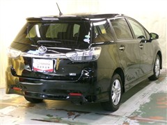 ウィッシュ 1.8S モノトーン 4WD