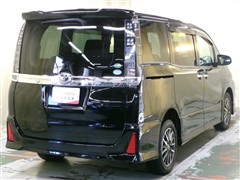 *ヴォクシー ZS キラメキ 4WD