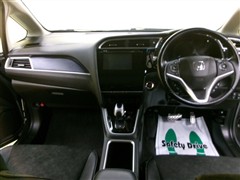 シャトル ハイブリッド X 4WD