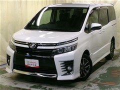 トヨタ ヴォクシー ZS 4WD