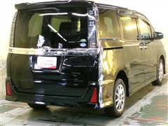 *ヴォクシー ZS キラメキ 4WD