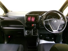 *ヴォクシー ZS キラメキ 4WD