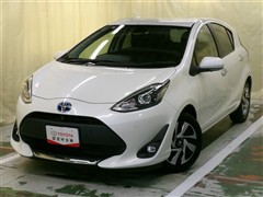 トヨタ アクア S スタイルブラック