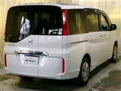 ステップワゴン G HS 4WD