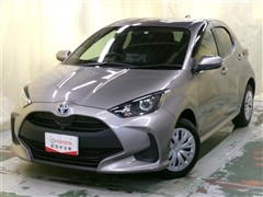 ヤリス ハイブリッド G 4WD