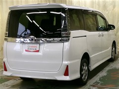 ヴォクシー ZS キラメキ3 4WD