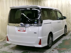 ヴォクシーHV ZS キラメキ2