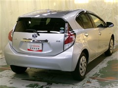 アクア S スタイルブラック