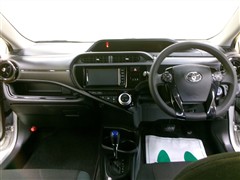 アクア S スタイルブラック