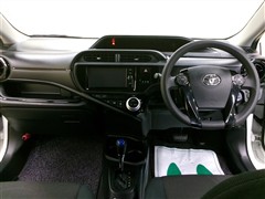 アクア S スタイルブラック