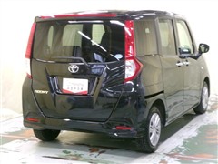 ルーミー X 4WD