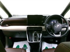 ノア ハイブリッド Z 4WD