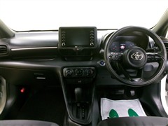 ヤリス X 4WD