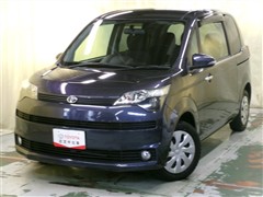 トヨタ スペイド F 4WD