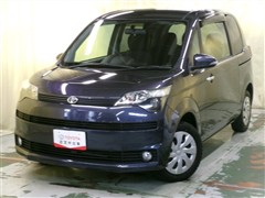 トヨタ スペイド F 4WD