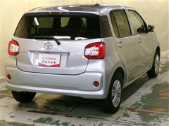 パッソ X 4WD