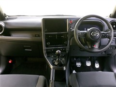GRヤリス RZ 4WD