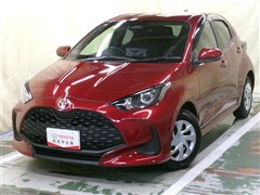 トヨタ　ヤリス X