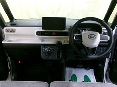 ムーヴキャンバス ストライプス G