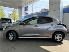 ヤリス G