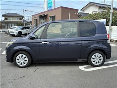 スペイド F
