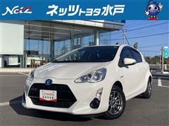 トヨタ　アクア S