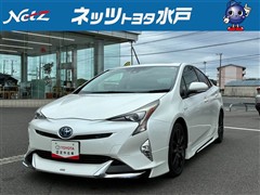 プリウス S