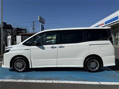 ヴォクシー HV ZSキラメキ2