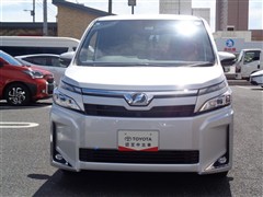 ヴォクシー V