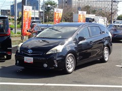 トヨタ プリウスアルファ S