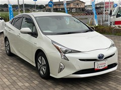 プリウス A プレミアム