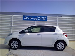 ヴィッツ HEV F セーフティ3