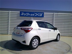 ヴィッツ HEV F セーフティ3