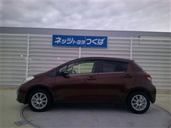 ヴィッツ 1.0 ジュエラ