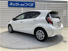 アクア Sスタイルブラック