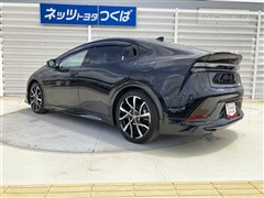 プリウスPHEV Z