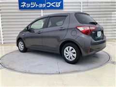ヴィッツ ハイブリッド F