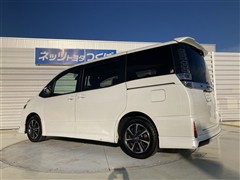 ヴォクシー ZS