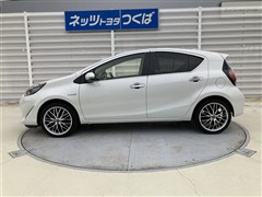 アクア Sスタイルブラック
