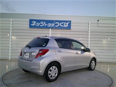 ヴィッツ F LEDエディション