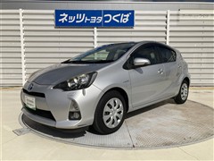 トヨタ アクア G