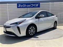 トヨタ プリウス A