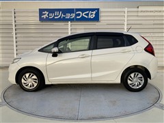 フィット 13G Fパッケージ