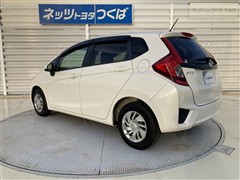 フィット 13G Fパッケージ