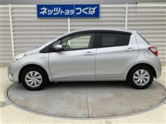 ヴィッツ ハイブリッド F