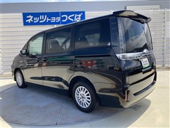 ヴォクシー ハイブリッド V