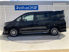 ヴォクシーハイブリッドZS